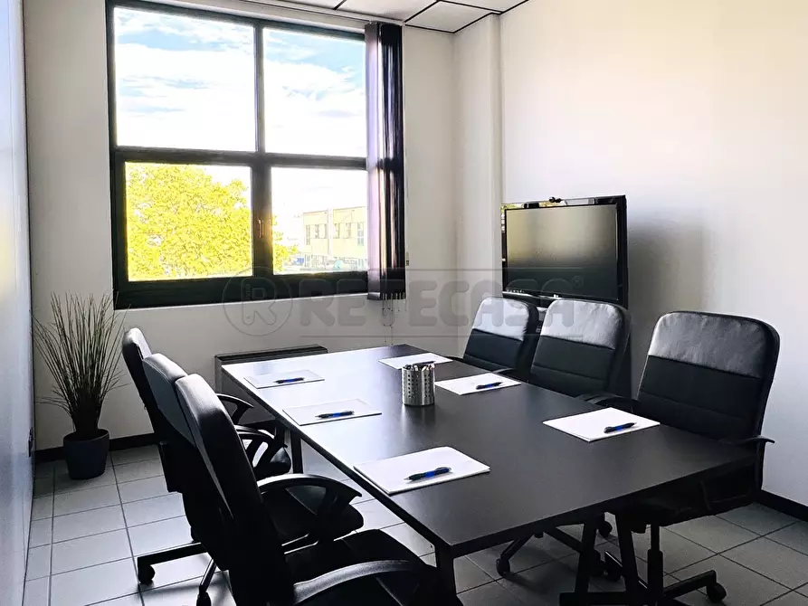 Immagine 1 di Ufficio in affitto  a Vicenza