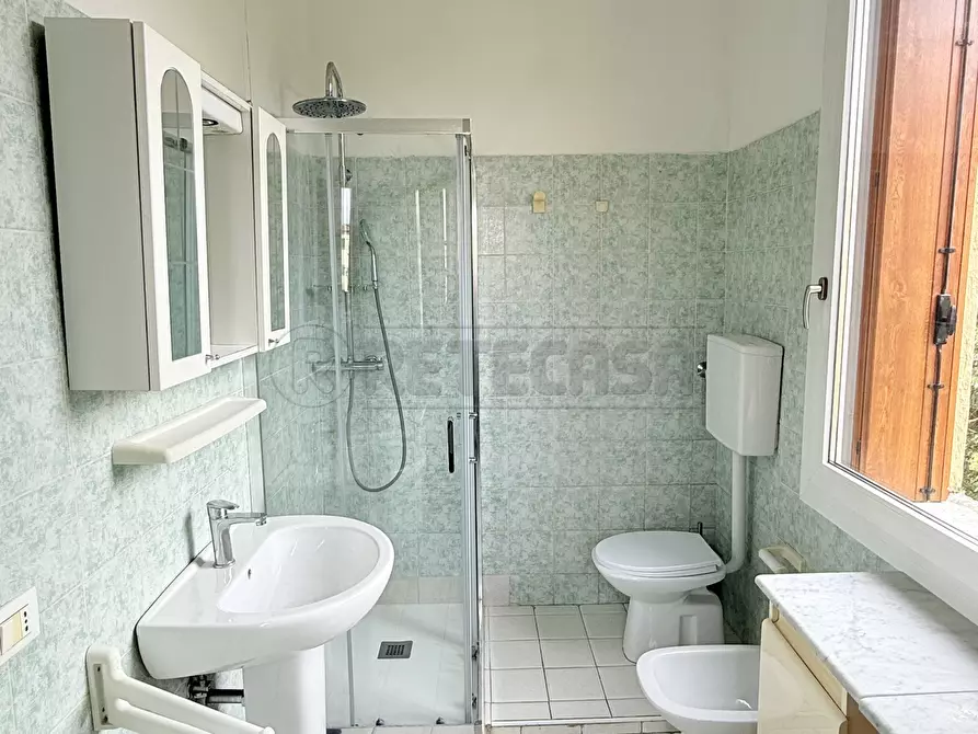 Immagine 14 di Stanza singola in affitto  a Vicenza