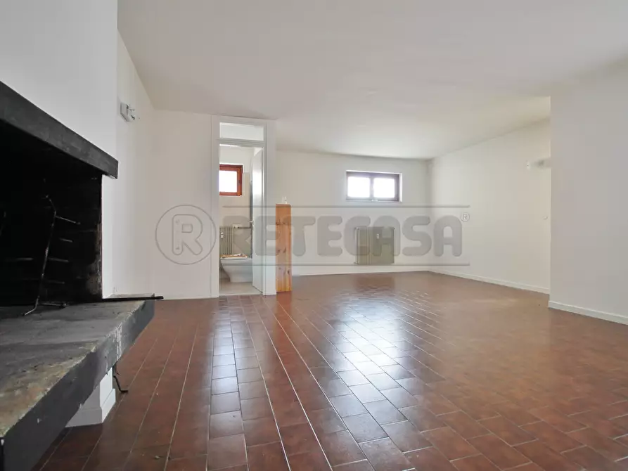 Immagine 17 di Trilocale in affitto  a Vicenza