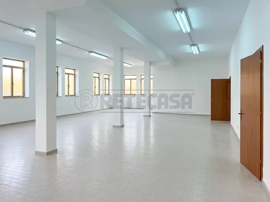 Immagine 1 di Laboratorio in affitto  in Via Giuseppe Barbieri a Vicenza