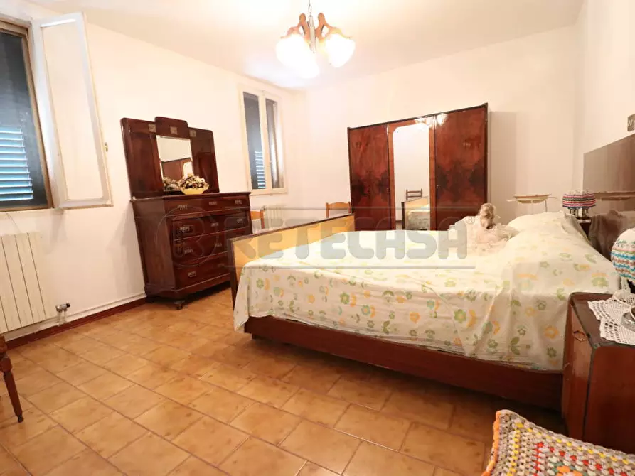 Immagine 6 di Appartamento in vendita  a Bondeno