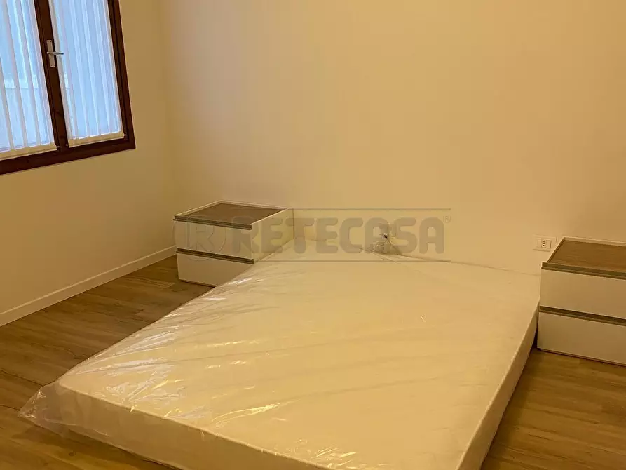 Immagine 14 di Appartamento in affitto  a Vicenza
