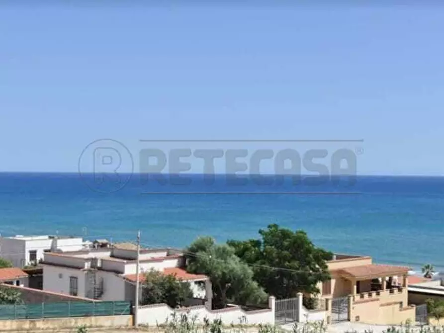 Immagine 21 di Villetta a schiera in vendita  a Castelvetrano