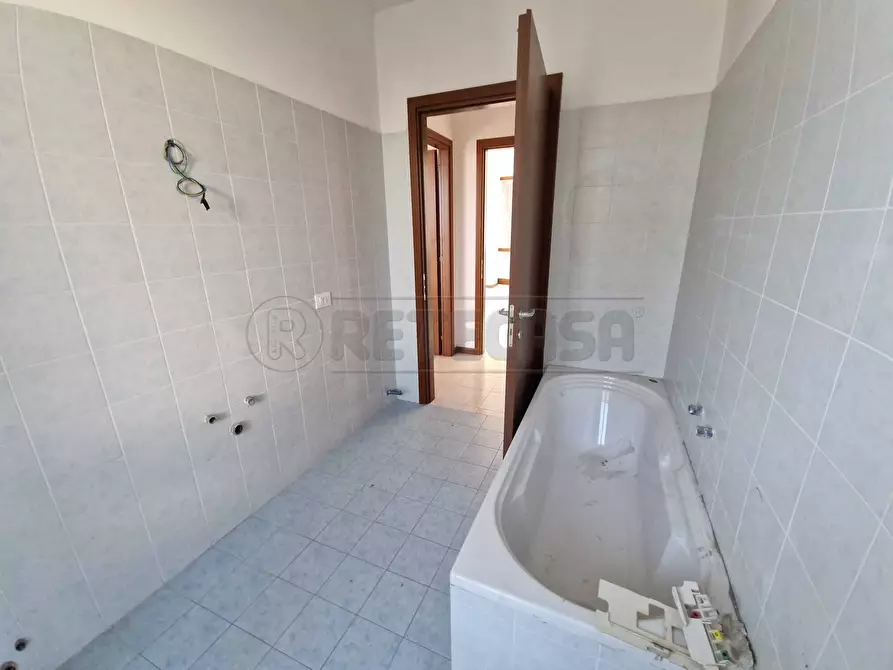 Immagine 7 di Bilocale in vendita  in Via della Macina a Pescarolo Ed Uniti