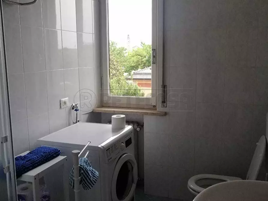 Immagine 17 di Stanza singola in affitto  in Via Montello a Cremona