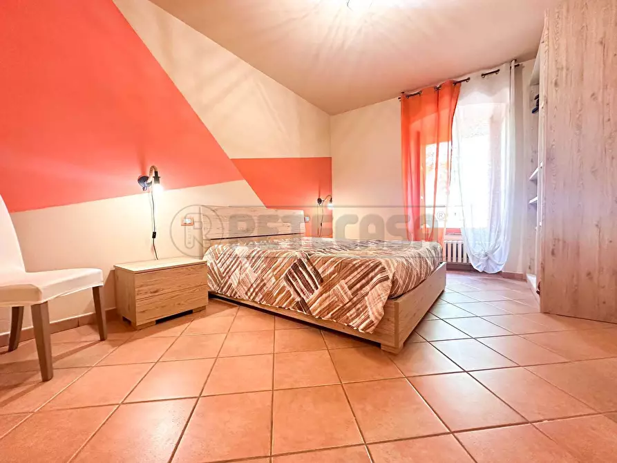 Immagine 11 di Trilocale in vendita  in Via Vaccarolo a Desenzano Del Garda