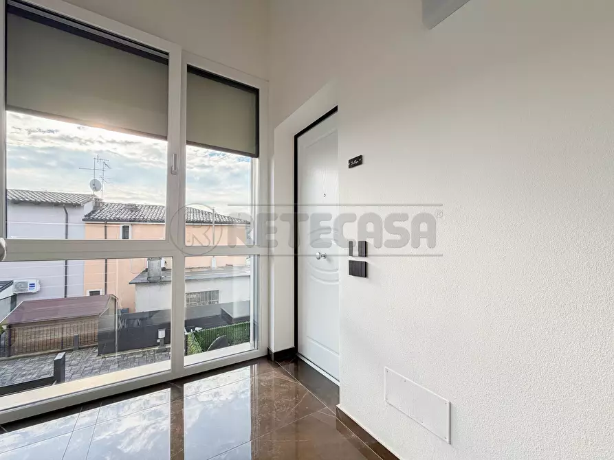 Immagine 6 di Appartamento in vendita  in Via F. Magellano a Creazzo