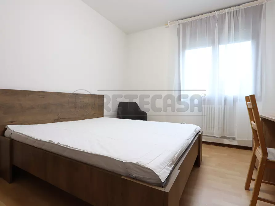 Immagine 28 di Stanza singola in affitto  in Viale Giorgione 31 a Vicenza