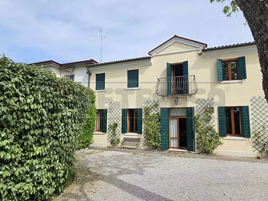 Immagine 57 di Villa in vendita  a Mirano
