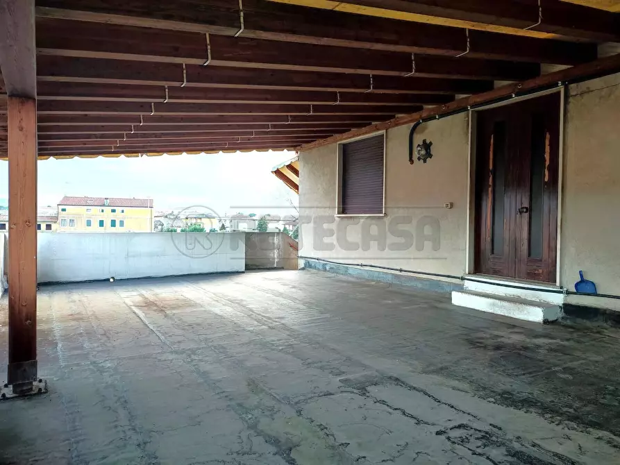 Immagine 12 di Trilocale in vendita  in Via Veneto 80 a Sarego