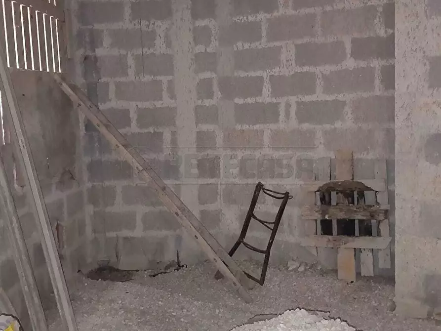 Immagine 31 di Casa indipendente in vendita  in Via le Site 11 a Cursi