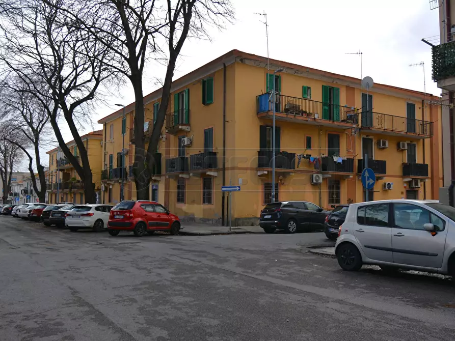 Immagine 1 di Locale commerciale in vendita  in Viale Teodoro Roosevelt 15 a Messina