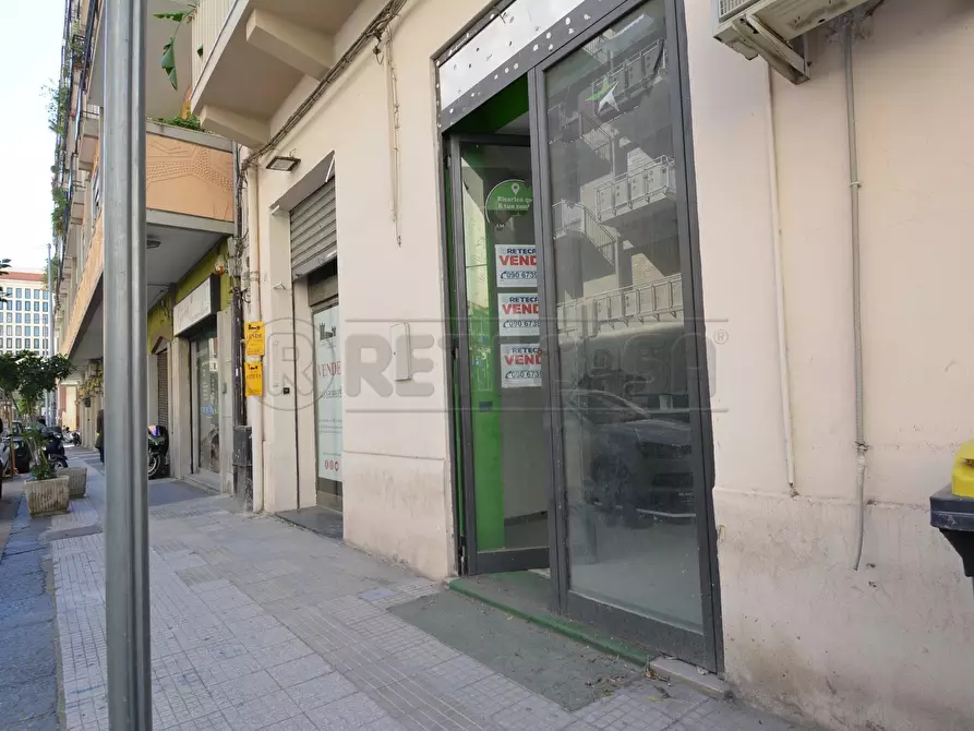 Immagine 9 di Locale commerciale in vendita  in Via Camiciotti 25 a Messina
