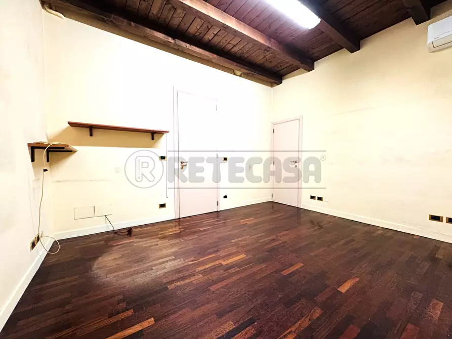Immagine 15 di Locale commerciale in affitto  in Via San Marco 145 a Padova