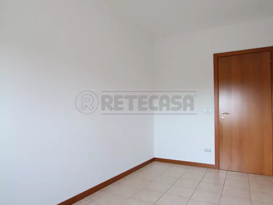 Immagine 10 di Bilocale in vendita  in Via Giovanni Falcone a Barbarano Mossano