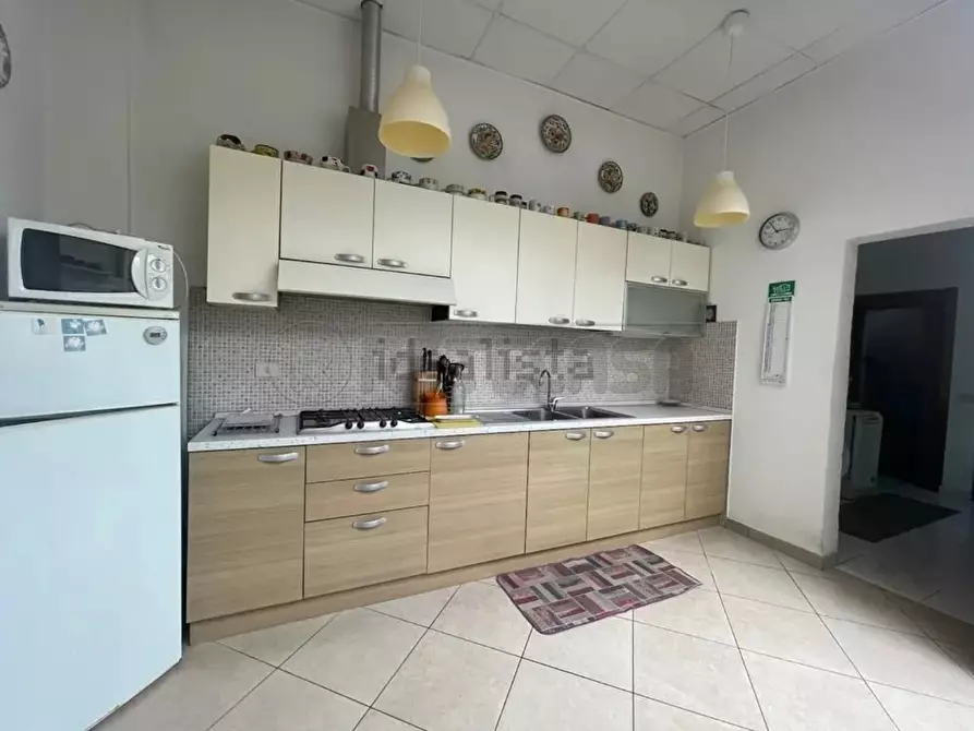 Immagine 5 di Porzione di casa in vendita  in Via Trento 1 a Viareggio