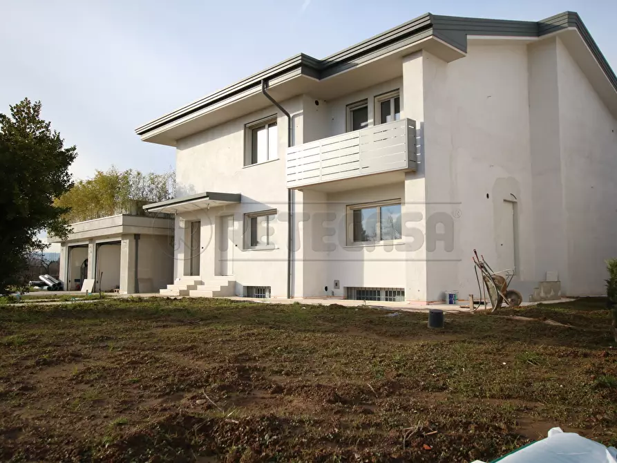 Immagine 43 di Porzione di casa in vendita  a Caldogno