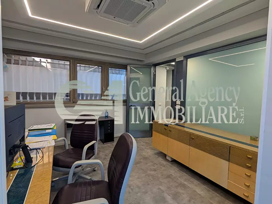 Immagine 25 di Ufficio in vendita  in Via Giuseppe Failla a Roma