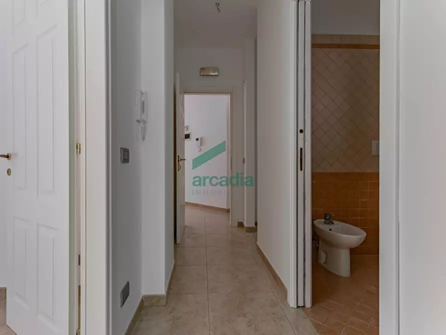 Immagine 19 di Quadrilocale in vendita  in Viale Louis Pasteur 15A a Bari