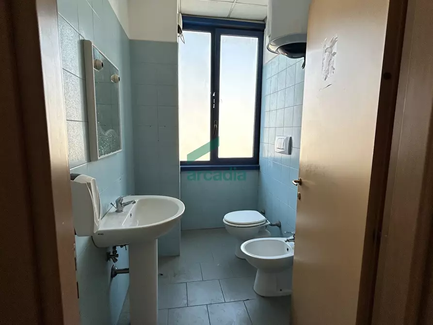 Immagine 3 di Ufficio in affitto  in S.P.231 km 81+100 a Modugno