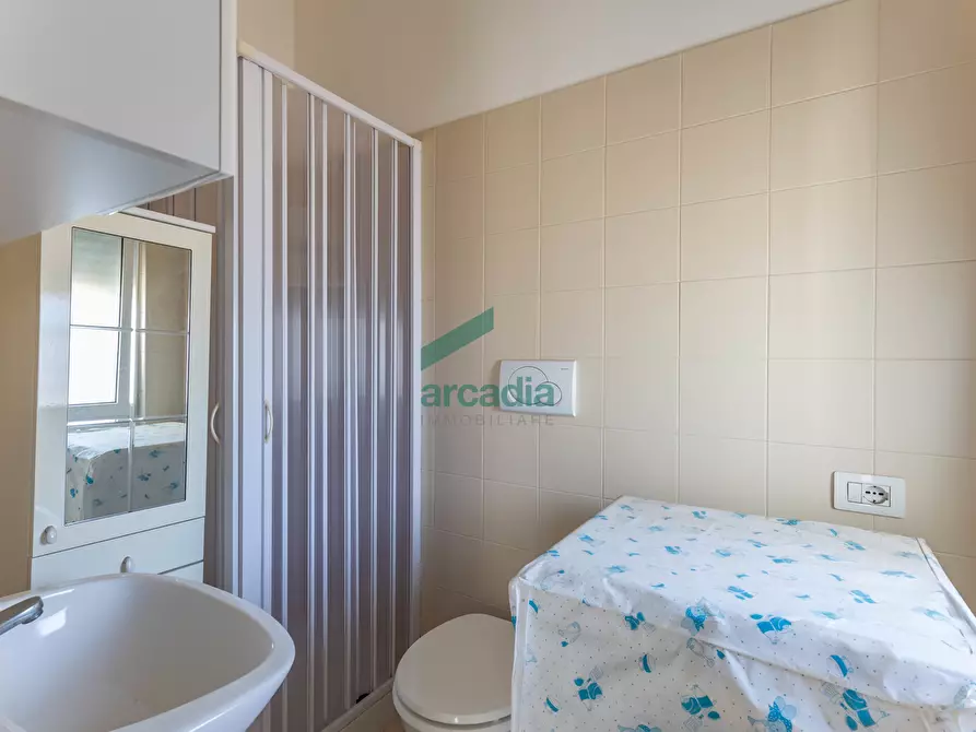 Immagine 25 di Quadrilocale in vendita  in Via Pordenone 12 a Bari