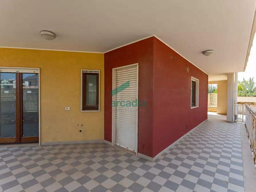 Immagine 29 di Trilocale in vendita  in Via Benigno Zaccagnini 1 a Bitetto