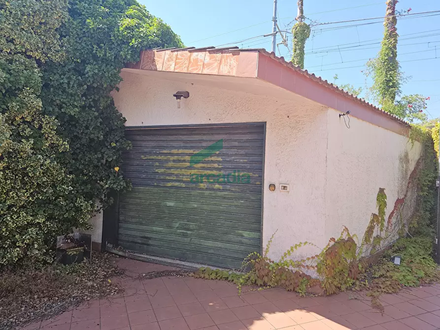 Immagine 13 di Villa in vendita  in Via Nazionale 8/H a Bari