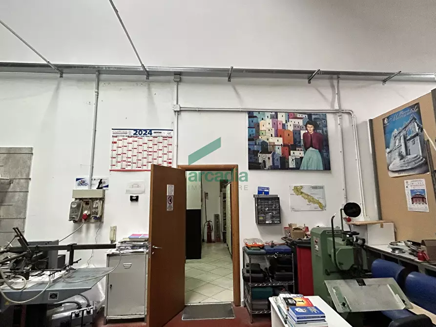 Immagine 8 di Attività artigianale in vendita  in Strada Provinciale 231 a Modugno