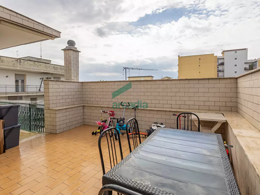 Immagine 42 di Casa indipendente in vendita  in Via Gabriele D'Annunzio 11 a Triggiano