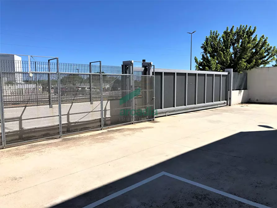 Immagine 40 di Attività artigianale in vendita  in Via delle Magnolie 8 a Modugno