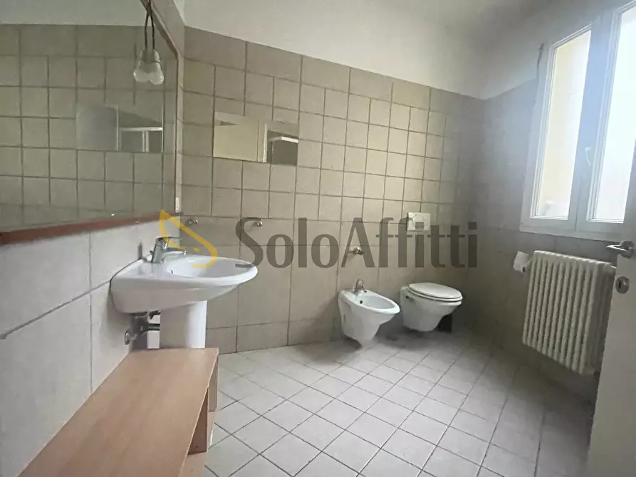 Immagine 8 di Bilocale in affitto  in Viale G. Pascoli a Bellaria-Igea Marina