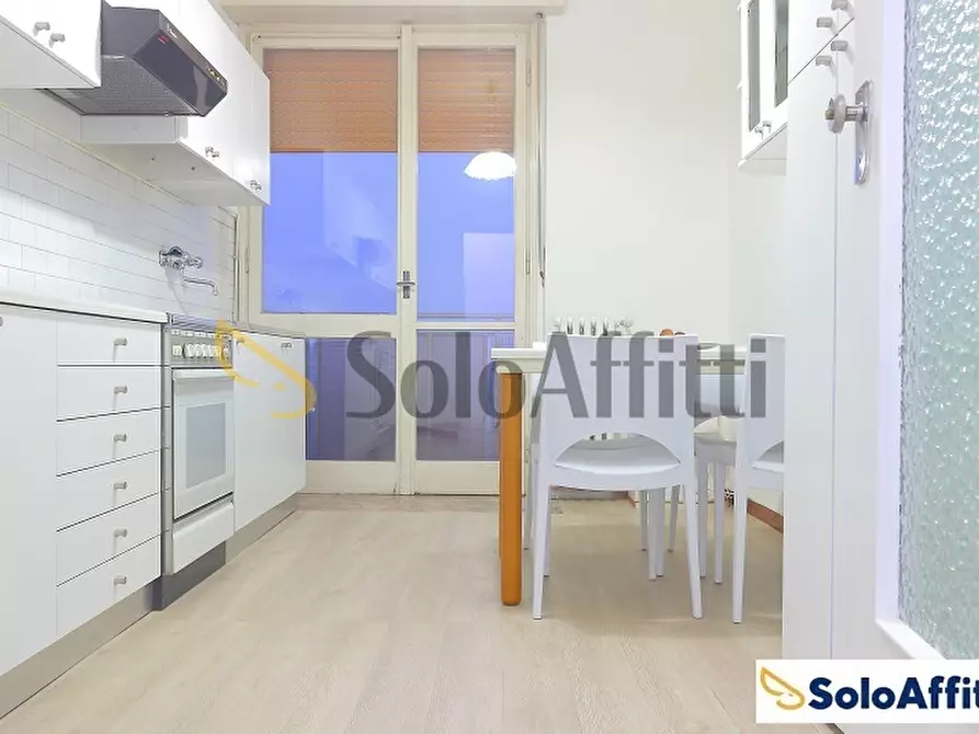 Immagine 2 di Bilocale in affitto  in Viale alla stazione 1 a Desio