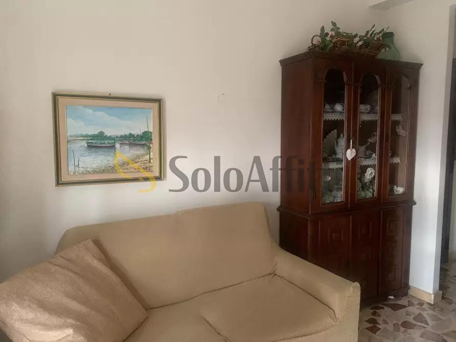 Immagine 23 di Quadrilocale in affitto  in Via Pietro Maroncelli 8 a Catania