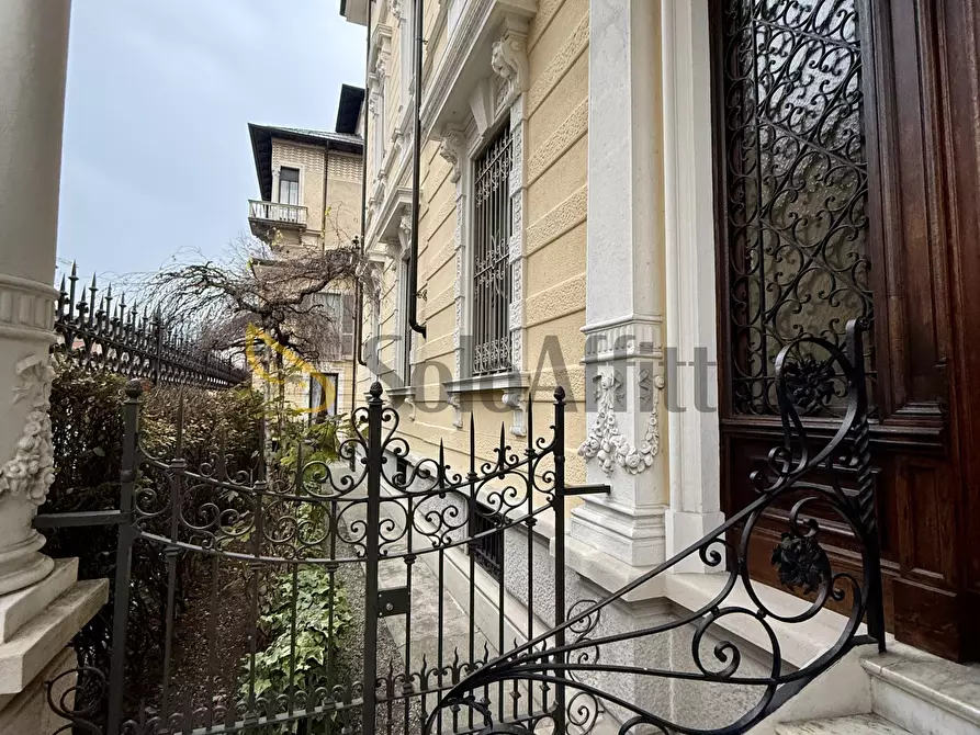 Immagine 2 di Bilocale in affitto  in Via Magenta 37 a Torino