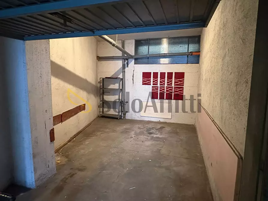 Immagine 3 di Garage in affitto  a Busto Arsizio