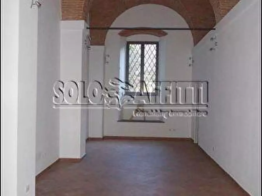 Immagine 7 di Ufficio in affitto  a Livorno