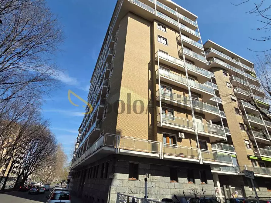 Immagine 12 di Trilocale in affitto  in Corso Svizzera a Torino