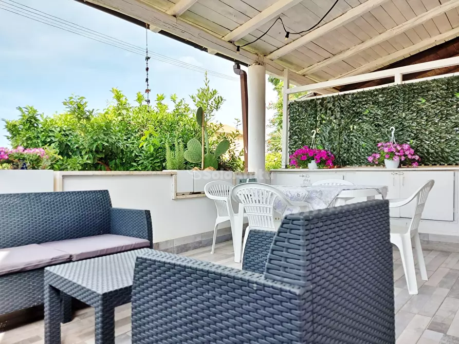 Immagine 12 di Trilocale in affitto  in Via Passo Buole a Fiumicino