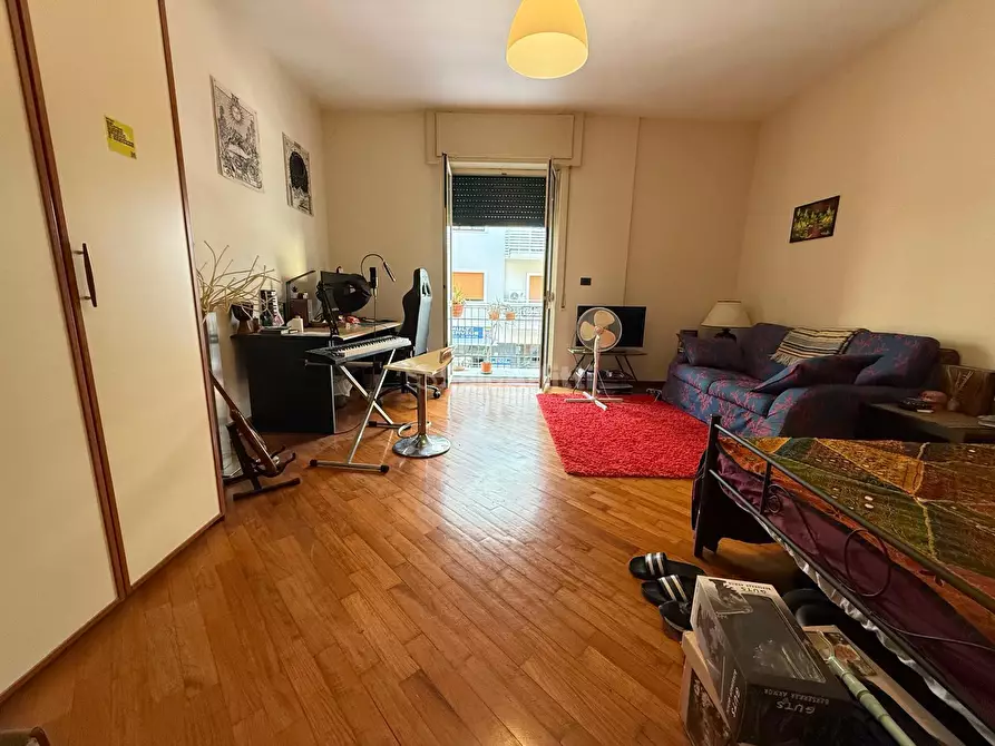 Immagine 7 di Stanza singola in affitto  in Via Bernardo Tanucci 72 a Caserta