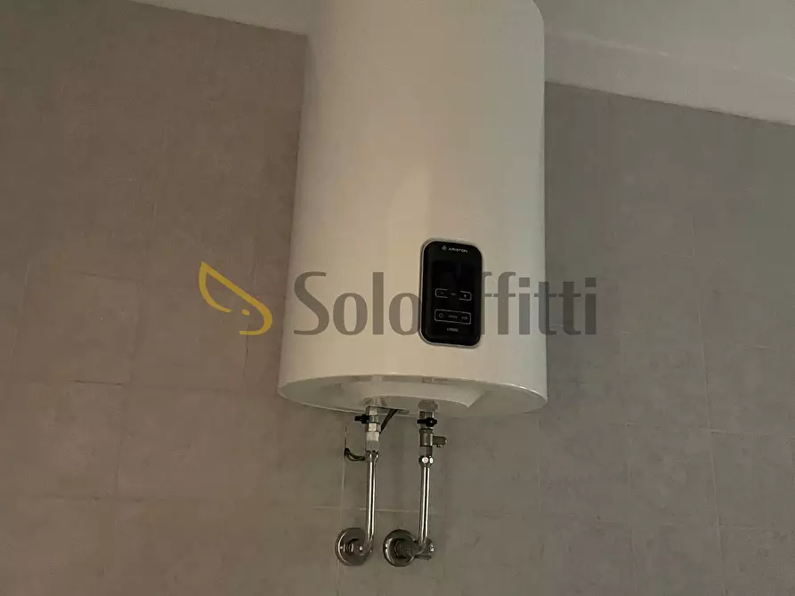 Immagine 14 di Trilocale in affitto  in Corso Svizzera a Torino