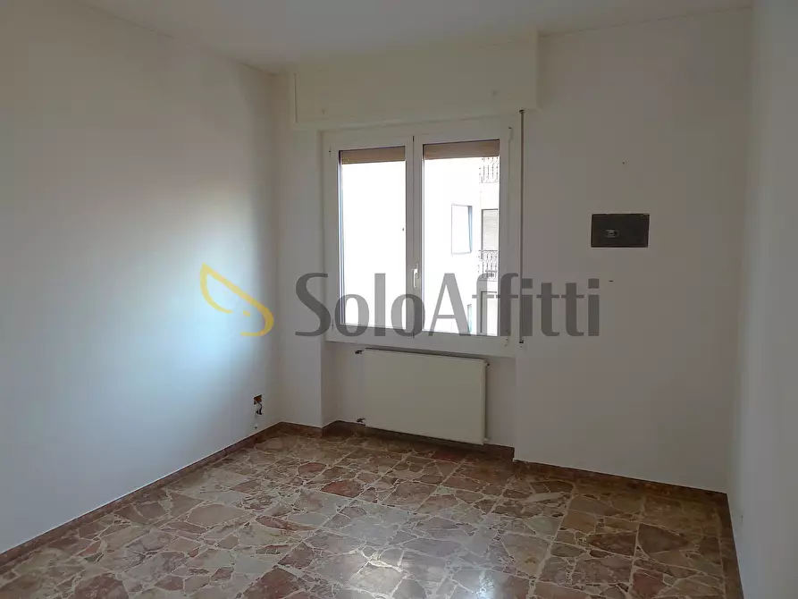 Immagine 18 di Quadrilocale in affitto  in Via Papa Giovanni XXIII 10 a Taggia