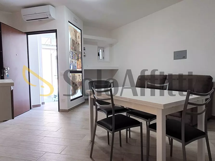 Immagine 8 di Trilocale in affitto  a Catanzaro