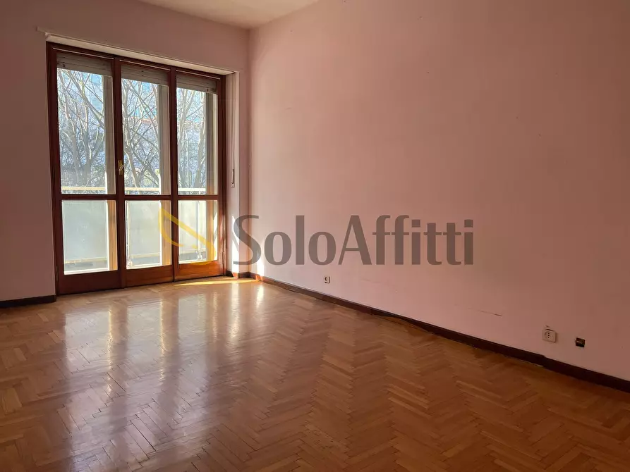 Immagine 5 di Trilocale in affitto  in Corso Svizzera a Torino