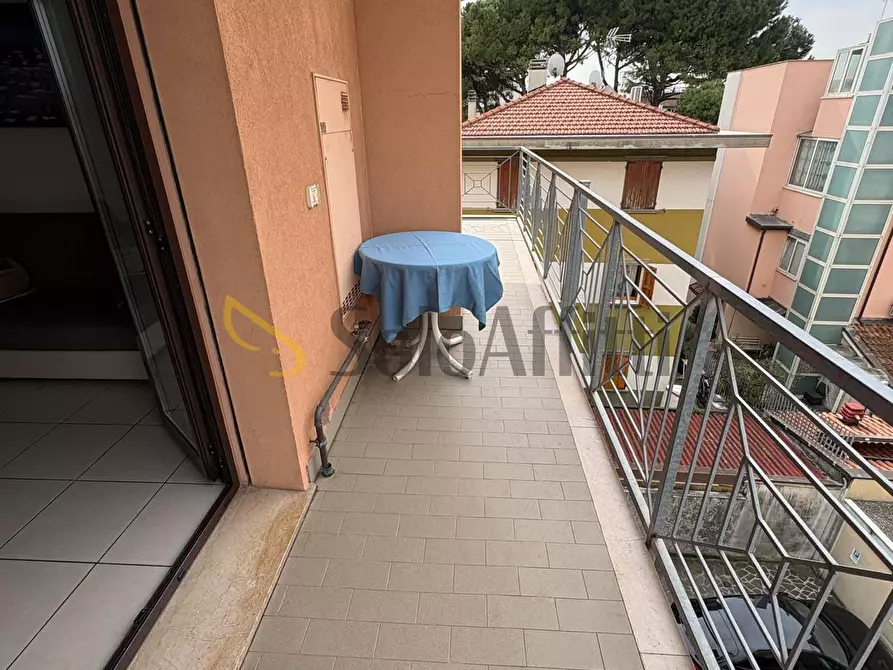 Immagine 13 di Trilocale in affitto  in Viale Regina Elena 123B a Rimini