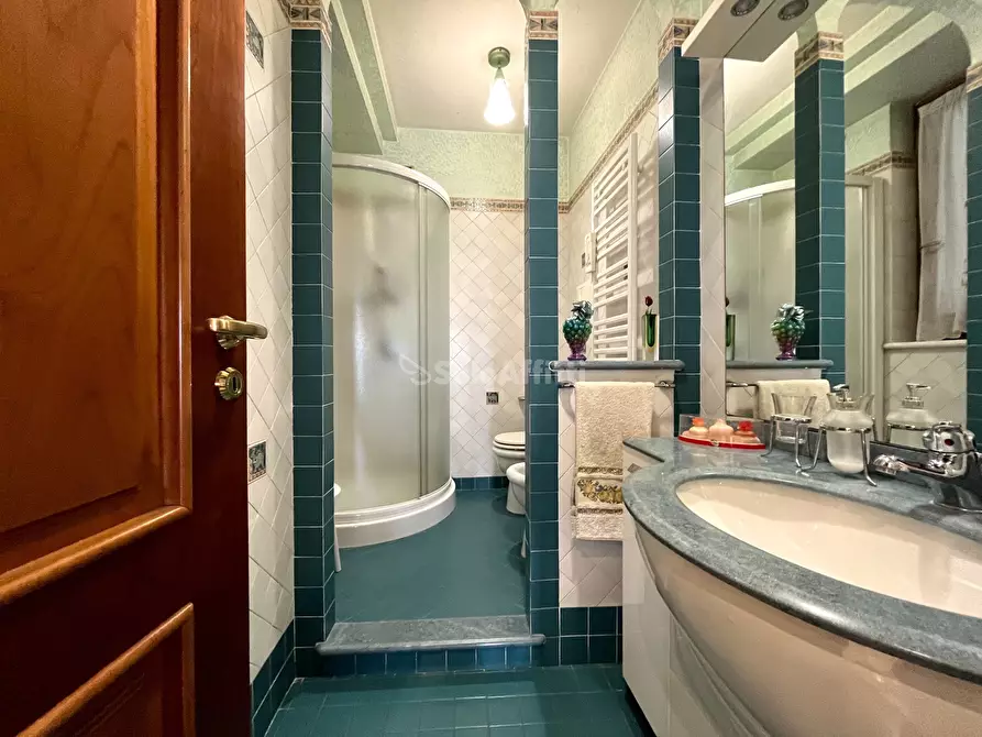 Immagine 11 di Quadrilocale in affitto  a Catanzaro