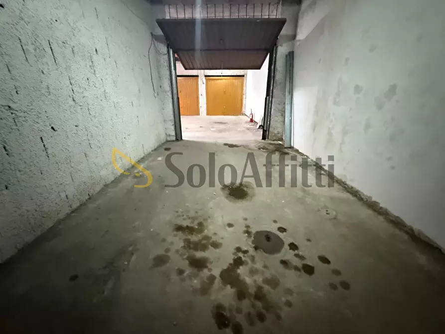 Immagine 7 di Garage in affitto  in Via Pasquale Amato a Caserta
