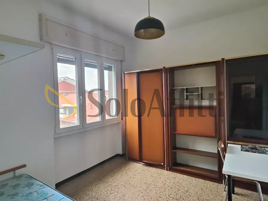 Immagine 2 di Quadrilocale in affitto  in Corso Alessandro Manzoni 72 a Pavia