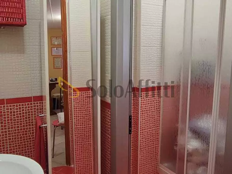 Immagine 5 di Locale commerciale in affitto  in Via Sette Comuni 43 a Torino