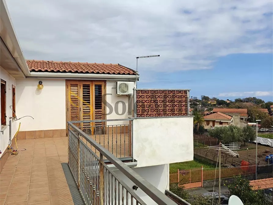 Immagine 1 di Bilocale in affitto  a Viagrande