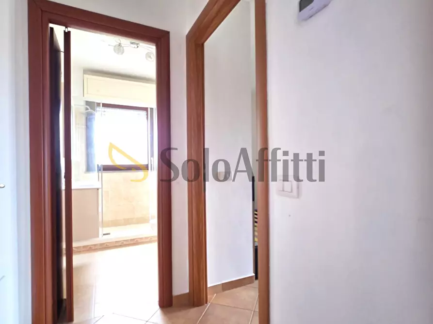 Immagine 5 di Bilocale in affitto  in Via Madre Teresa Napoli 12 a Roma